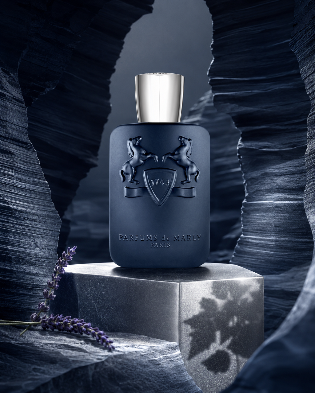 Parfums de Marly Layton Eau de Parfum - صورة حملة عطرية: 06 campaign blue canyon