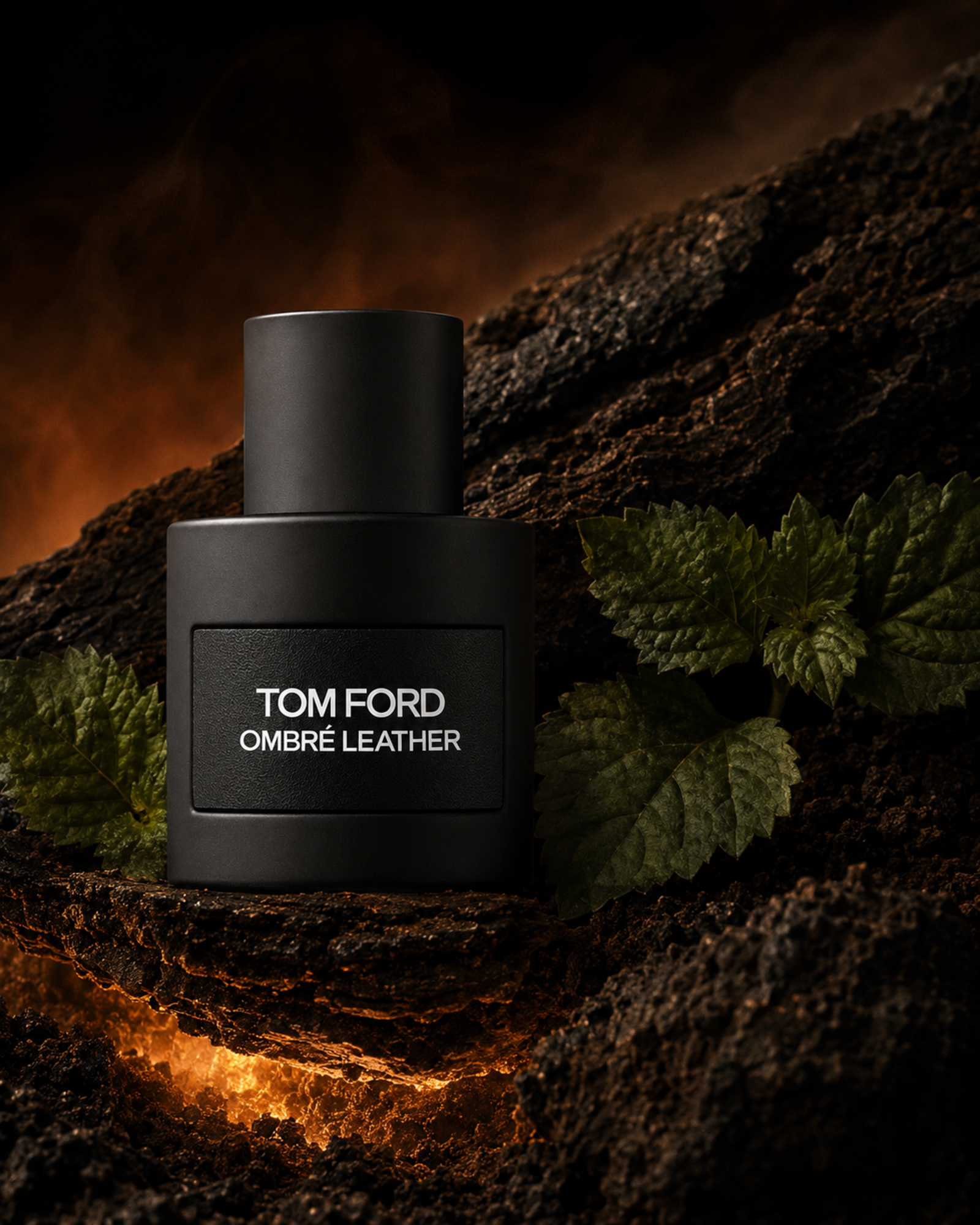 Tom Ford Ombré Leather Eau de Parfum - صورة حملة عطرية: 06 campaign patchouli amber earth