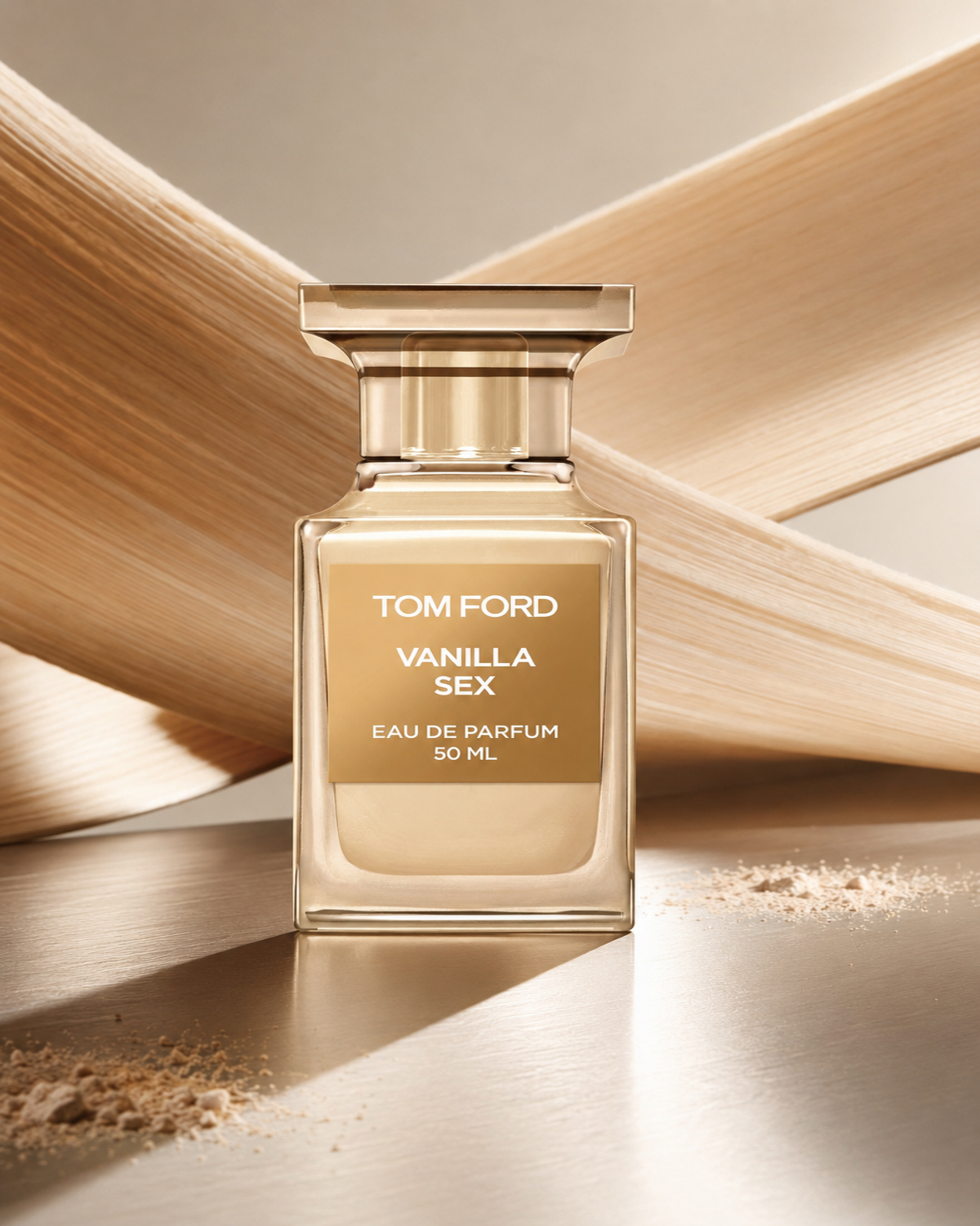 Tom Ford Vanilla Sex Eau de Parfum - صورة حملة عطرية: 07 campaign sandalwood ribbons
