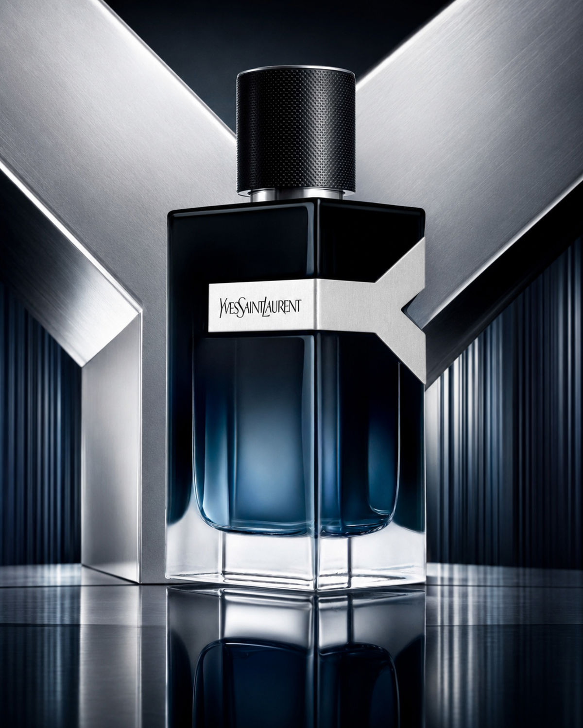 Yves Saint Laurent Y Eau de Parfum - صورة حملة عطرية: 06 campaign metallic y architecture